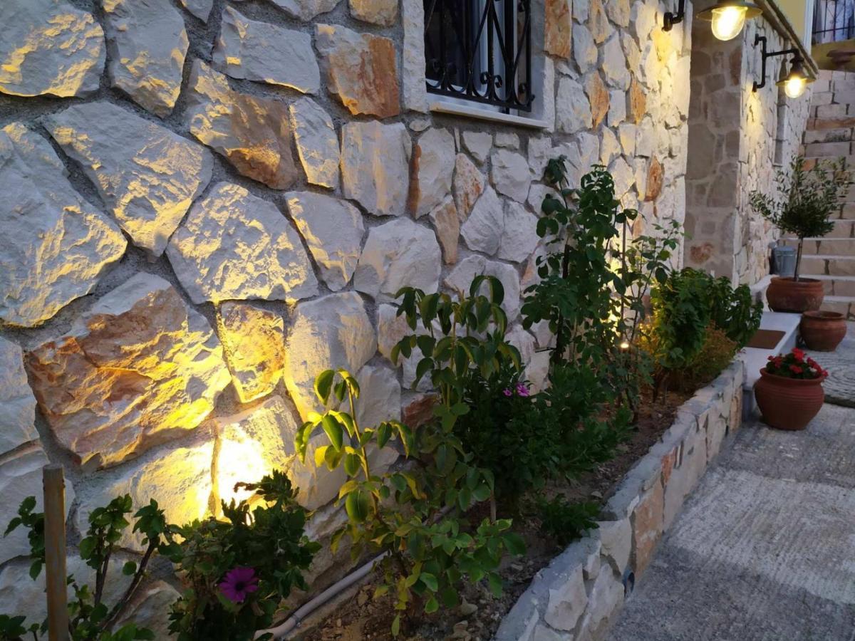 Apartamento Meltemaki Mouzákion Exterior foto